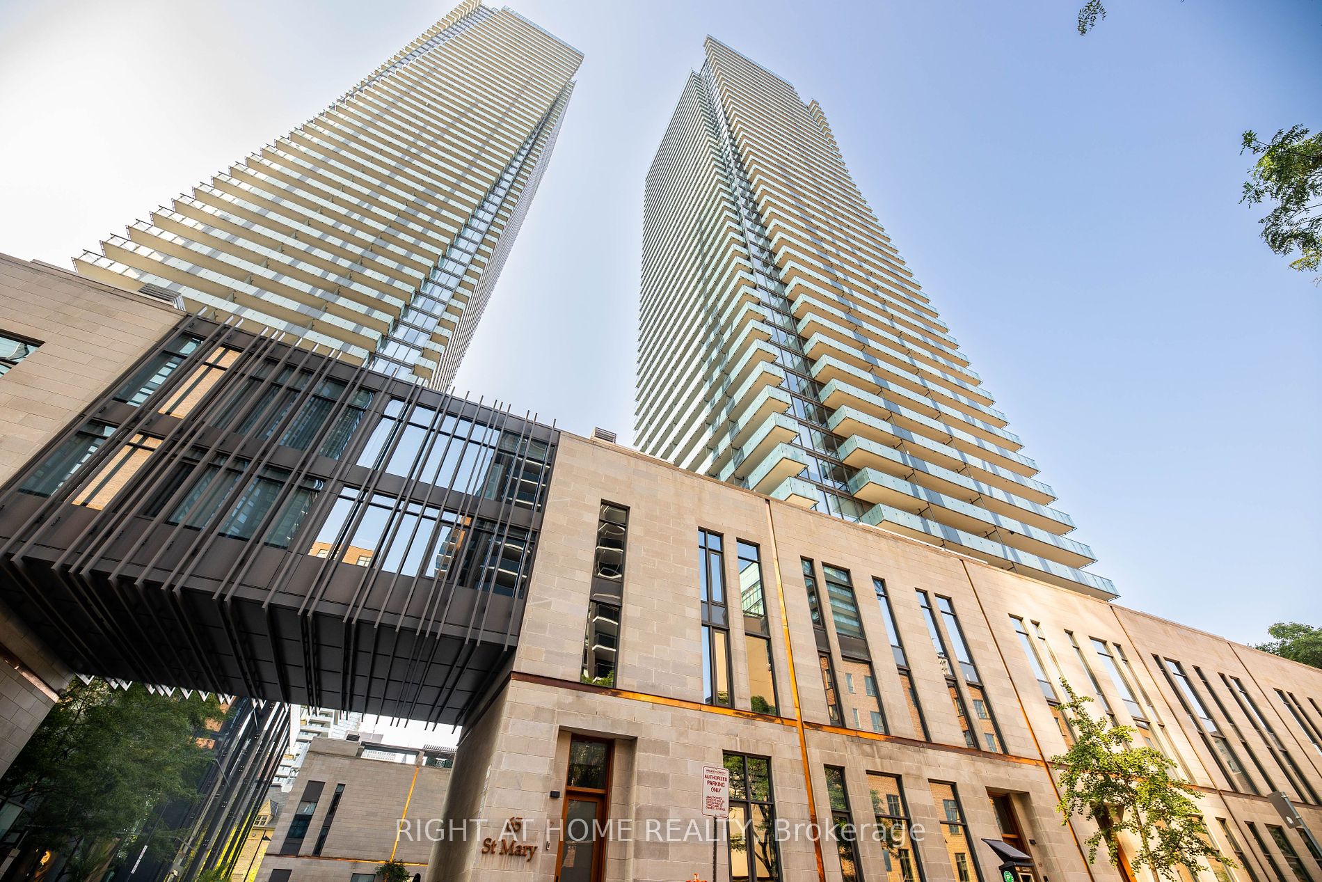 65 St Mary St, Toronto, Ontario, Bay Street Corridor