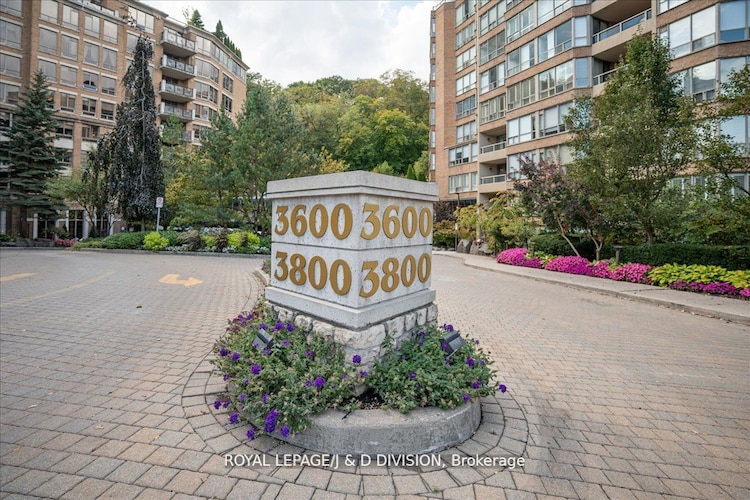 3600 Yonge St, Toronto, Ontario, Bedford Park-Nortown