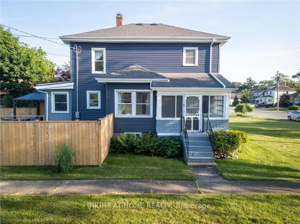 129 Forest Ave, Port Colborne, Ontario, 