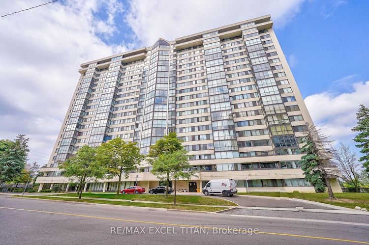 10 Markbrook Lane, Toronto, Ontario, Mount Olive-Silverstone-Jamestown