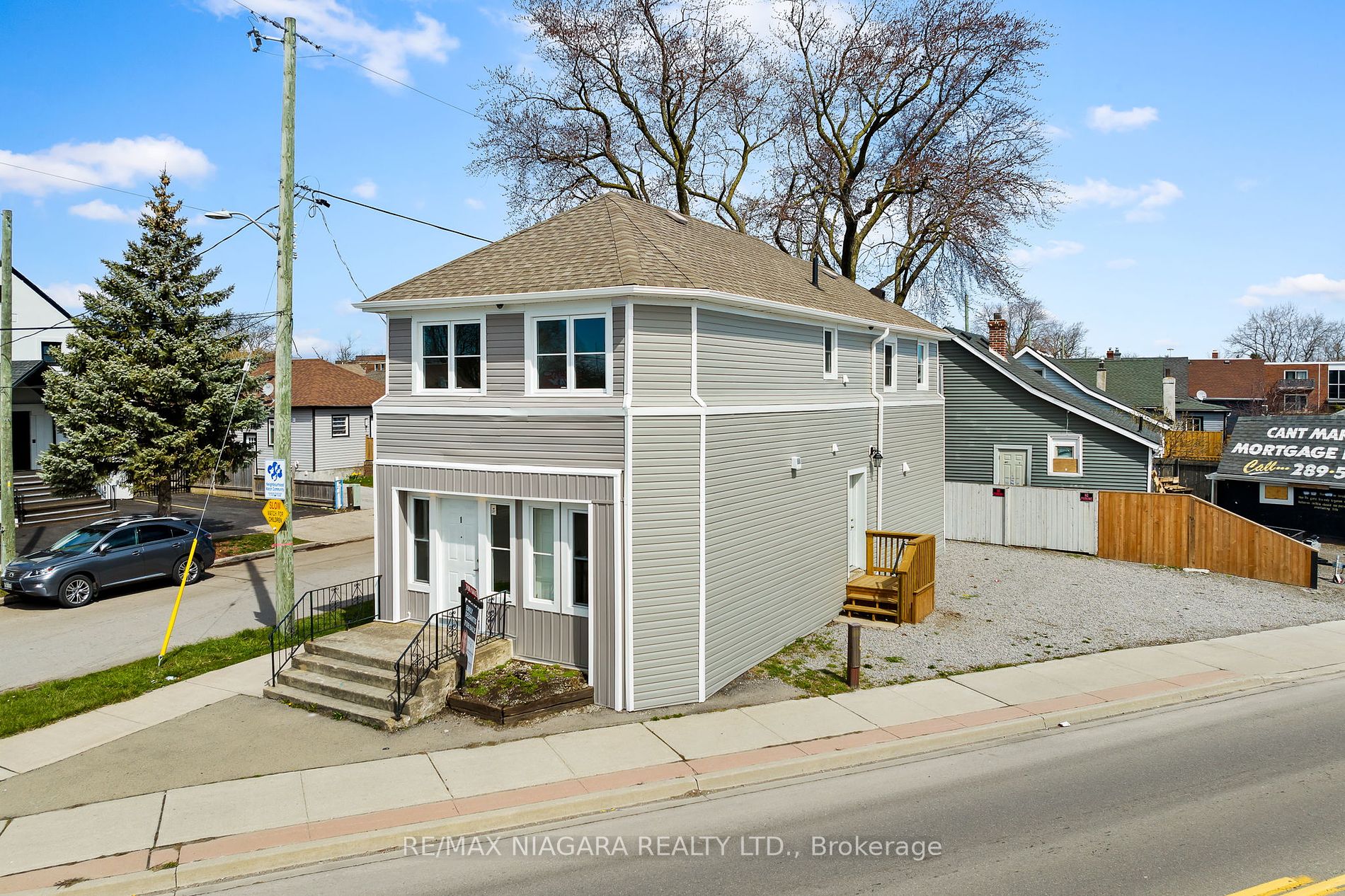 80 Page St, St. Catharines, Ontario, 