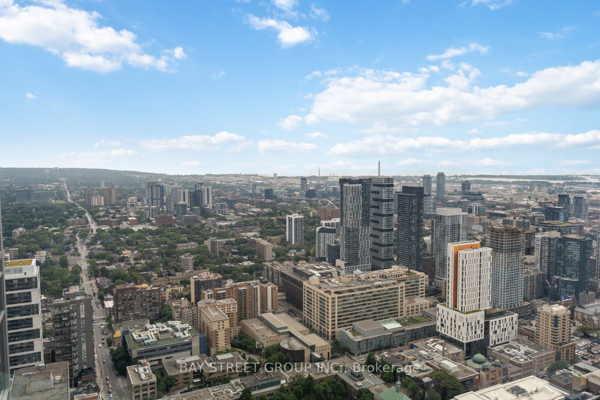 386 Yonge St, Toronto, Ontario, Bay Street Corridor