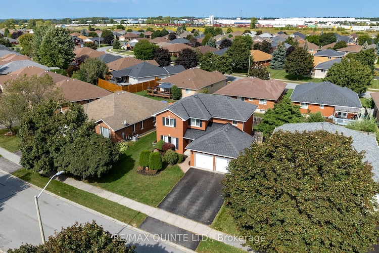 40 Oak Ridge Blvd, Belleville, Ontario, 