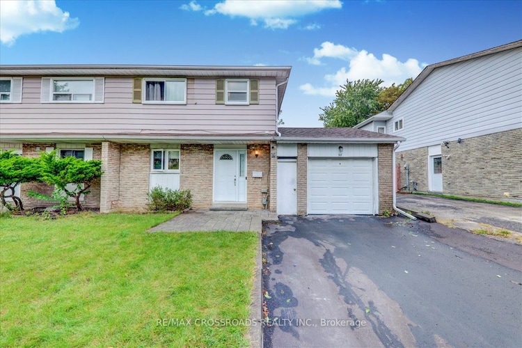 98 Berner Tr, Toronto, Ontario, Malvern