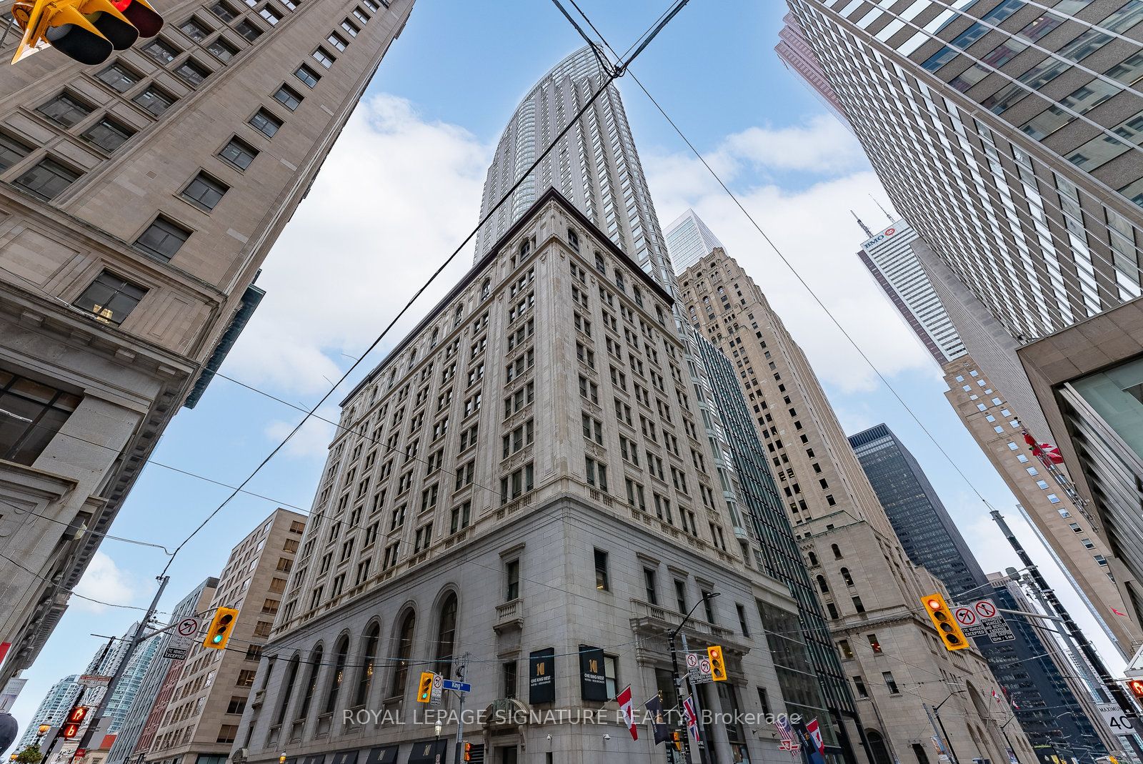 1 King St W, Toronto, Ontario, Bay Street Corridor