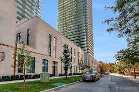 65 St Mary St, Toronto, Ontario, Bay Street Corridor