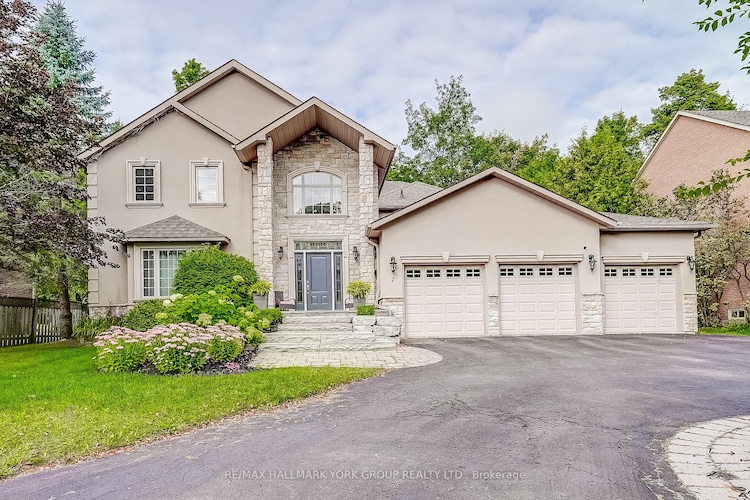 7 Falling Leaf Crt, Aurora, Ontario, Hills of St Andrew