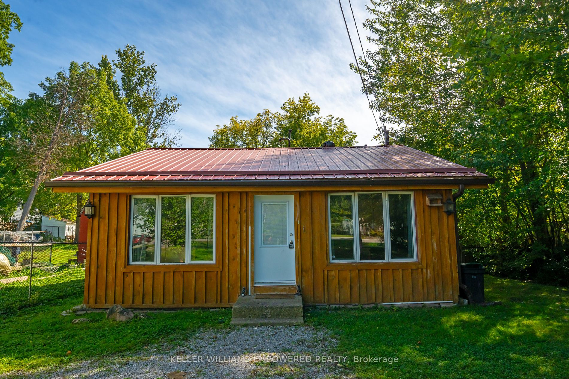 229 Elm Ave, Georgina, Ontario, Keswick South