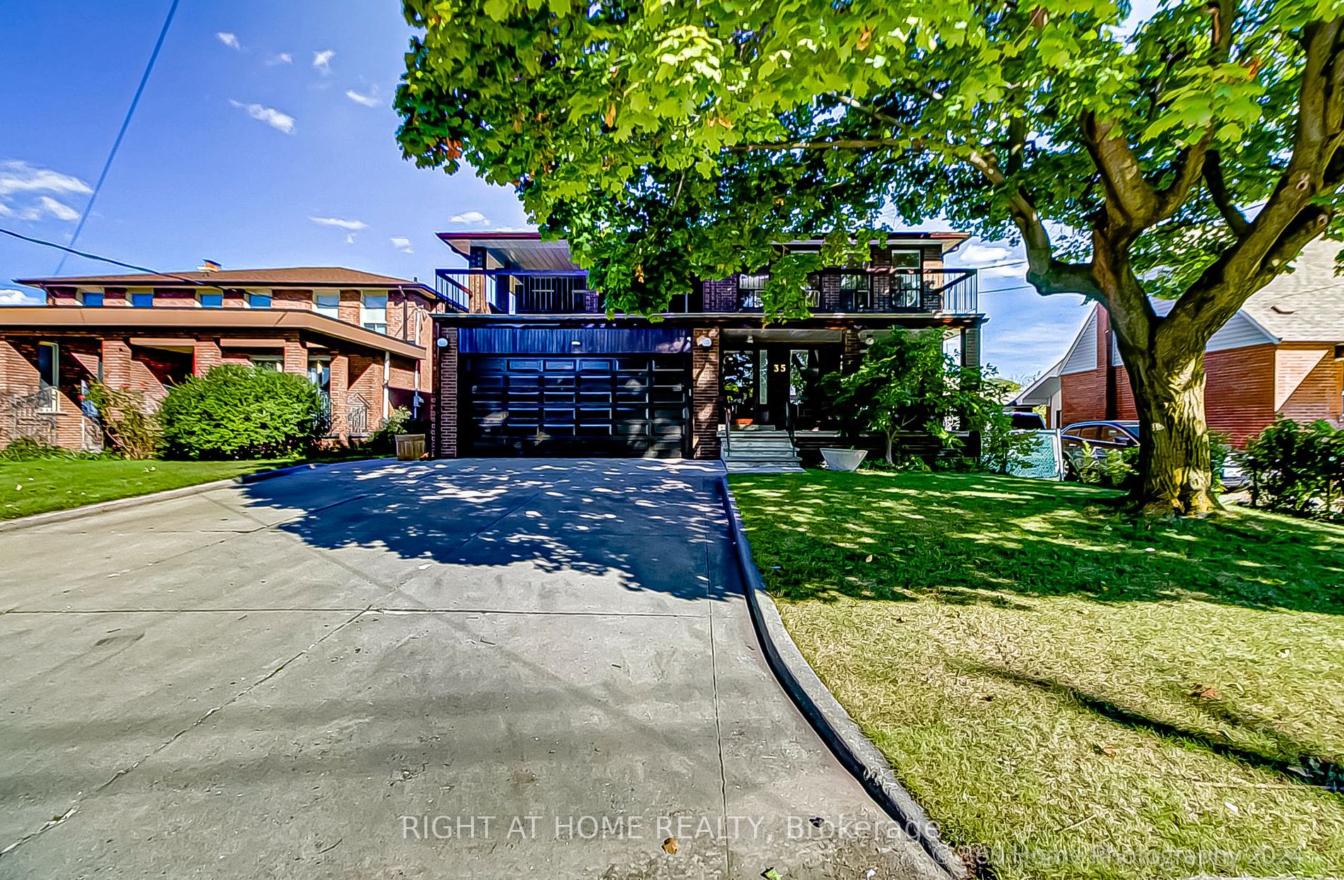 35 Highland Hill, Toronto, Ontario, Yorkdale-Glen Park