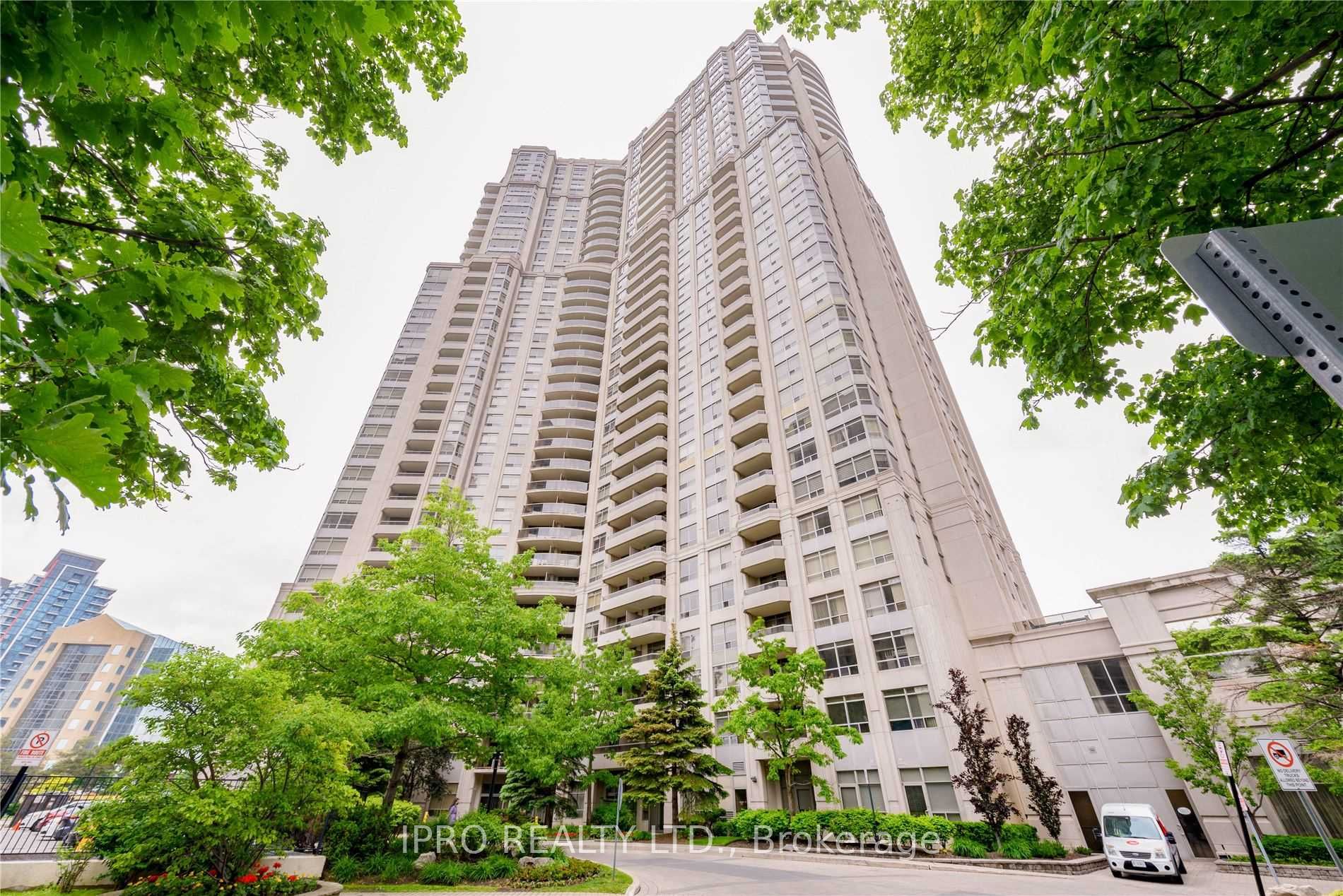 35 Kingsbridge Garden Circ, Mississauga, Ontario, Hurontario