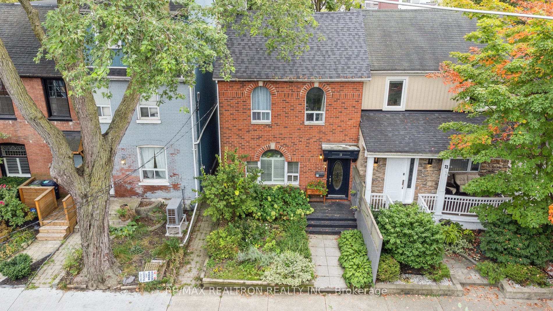 13 Clark St, Toronto, Ontario, South Riverdale