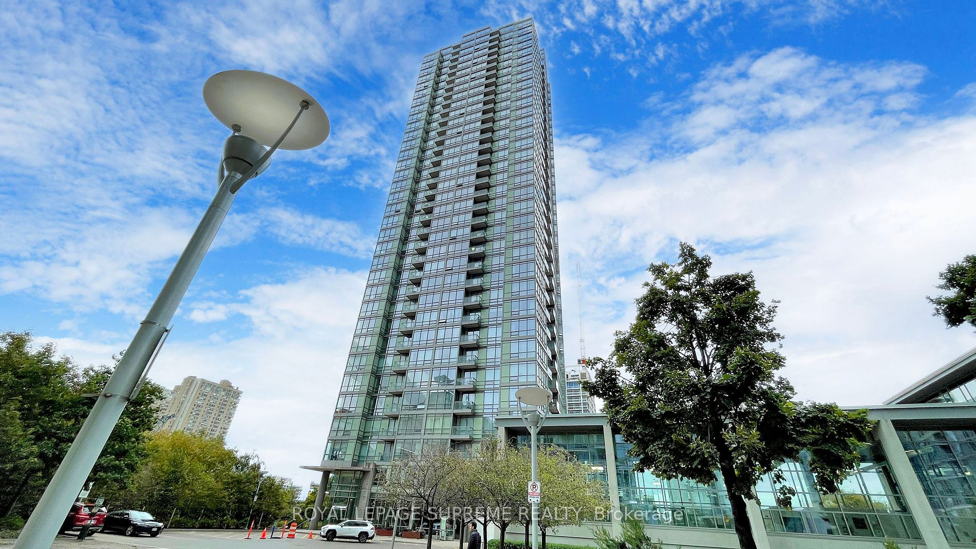 5 Mariner Terr, Toronto, Ontario, Waterfront Communities C1