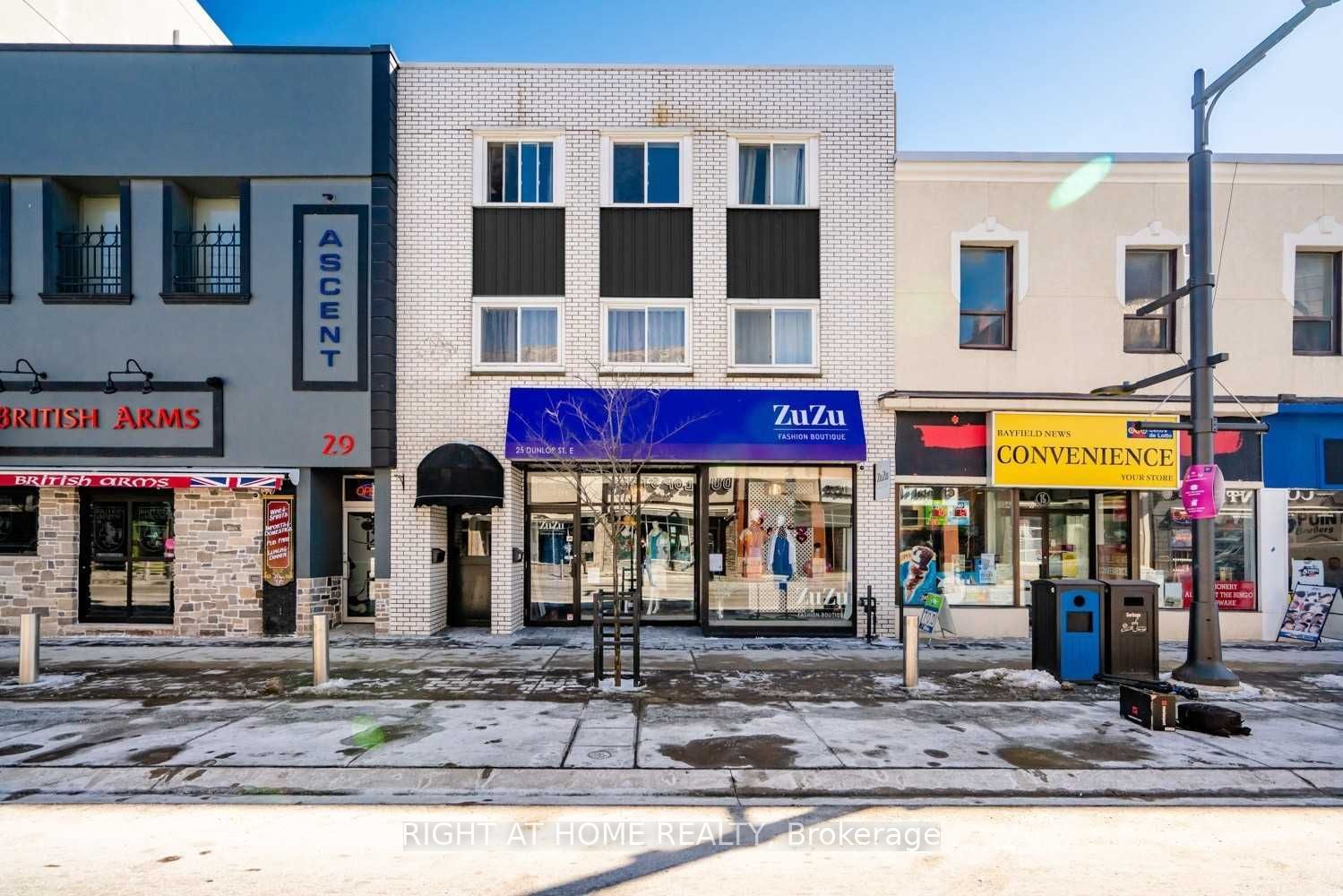 25 Dunlop St E, Barrie, Ontario, City Centre