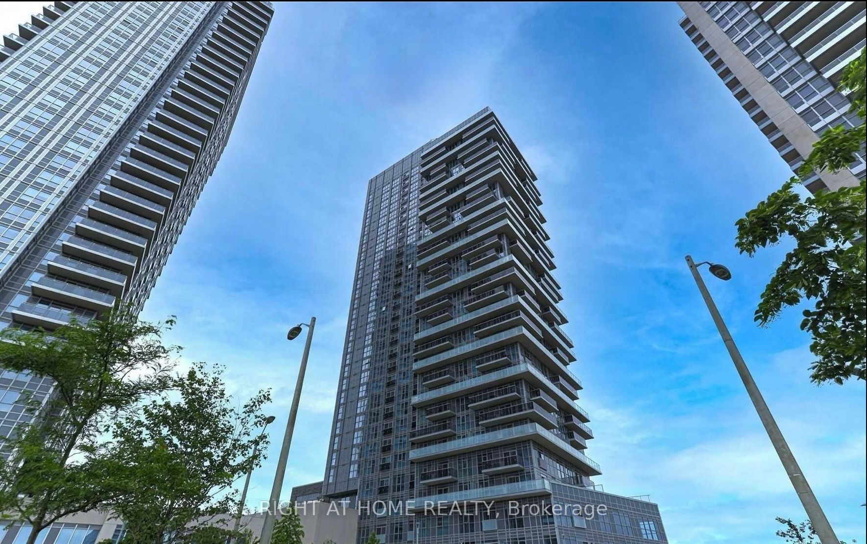 225 Village Green Sq, Toronto, Ontario, Agincourt South-Malvern West