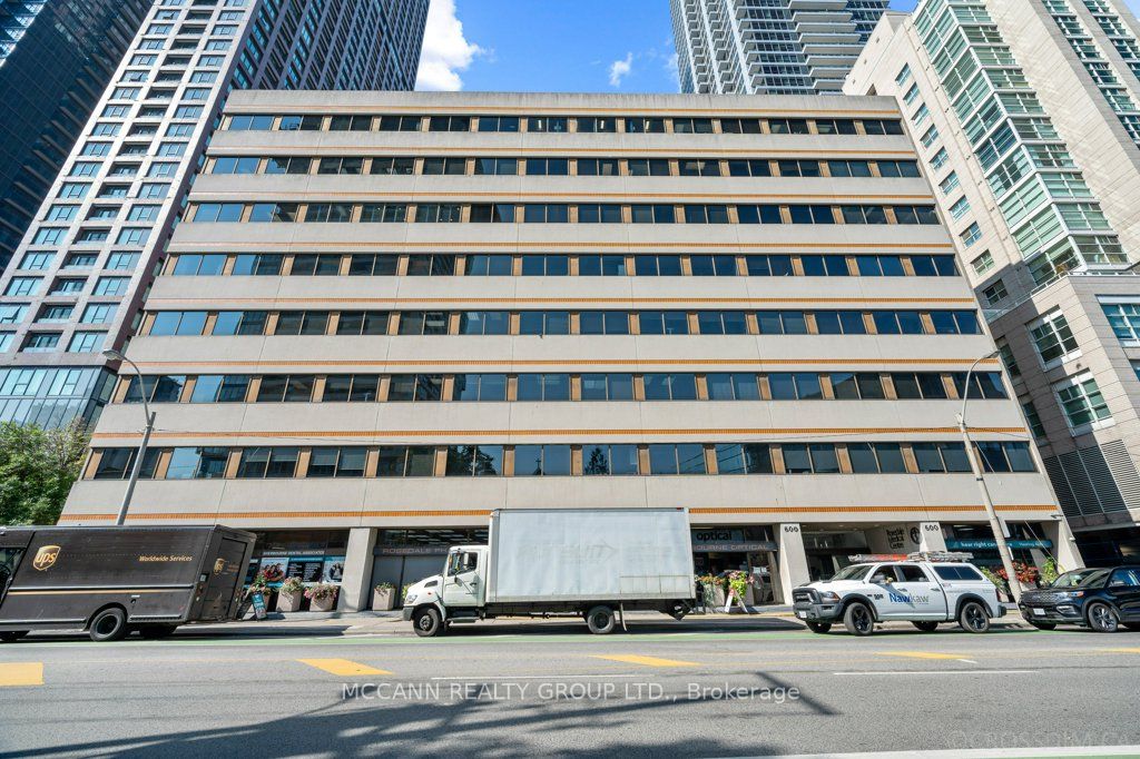 600 Sherbourne St, Toronto, Ontario, North St. James Town