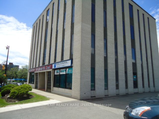 134 Queen St E, Brampton, Ontario, Queen Street Corridor