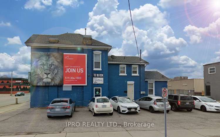 208 Market St, Brantford, Ontario, 