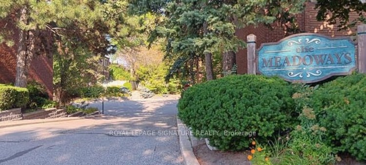 82 Song Meadoway, Toronto, Ontario, Hillcrest Village