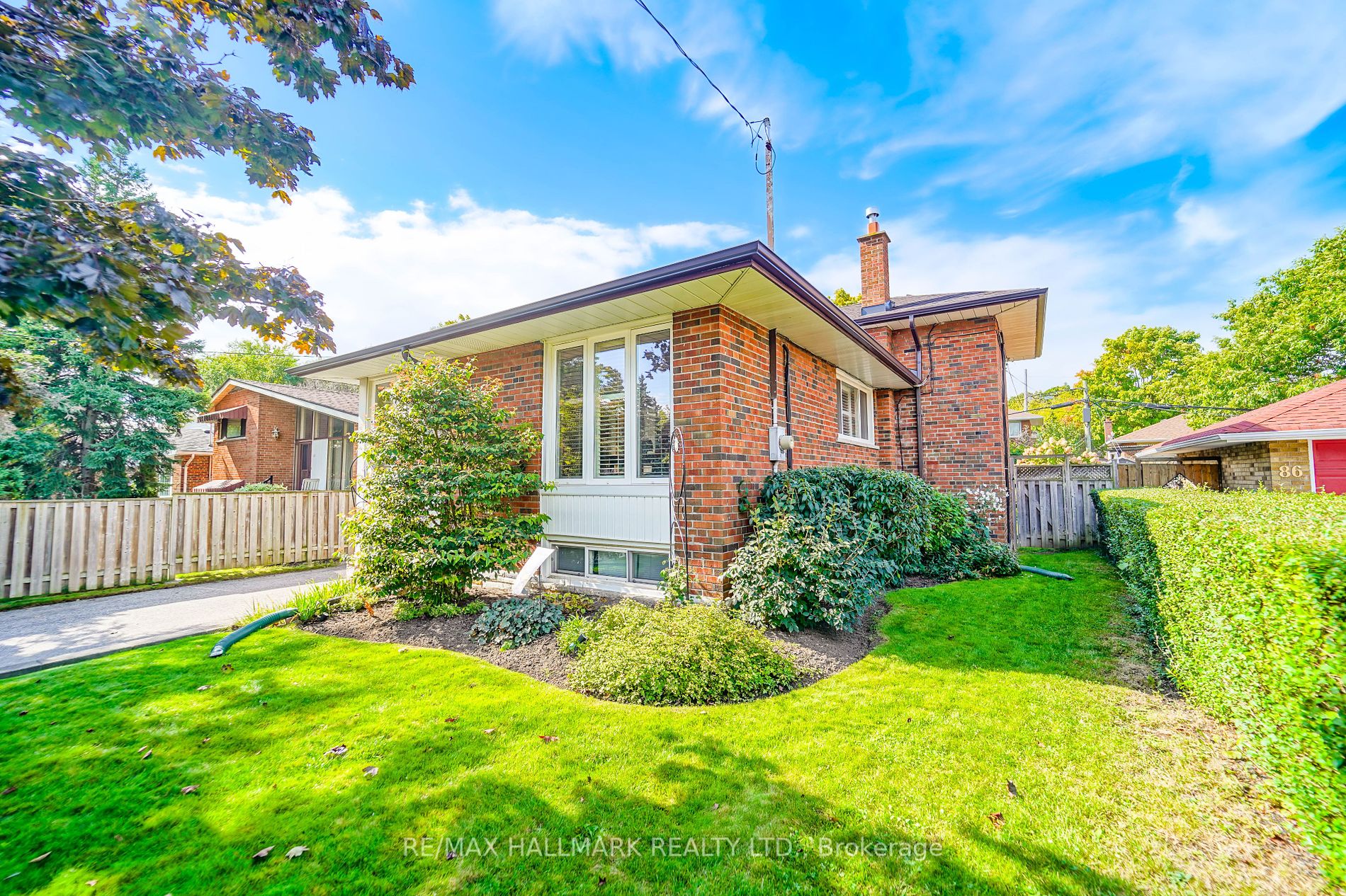 84 Lowcrest Blvd, Toronto, Ontario, Tam O'Shanter-Sullivan