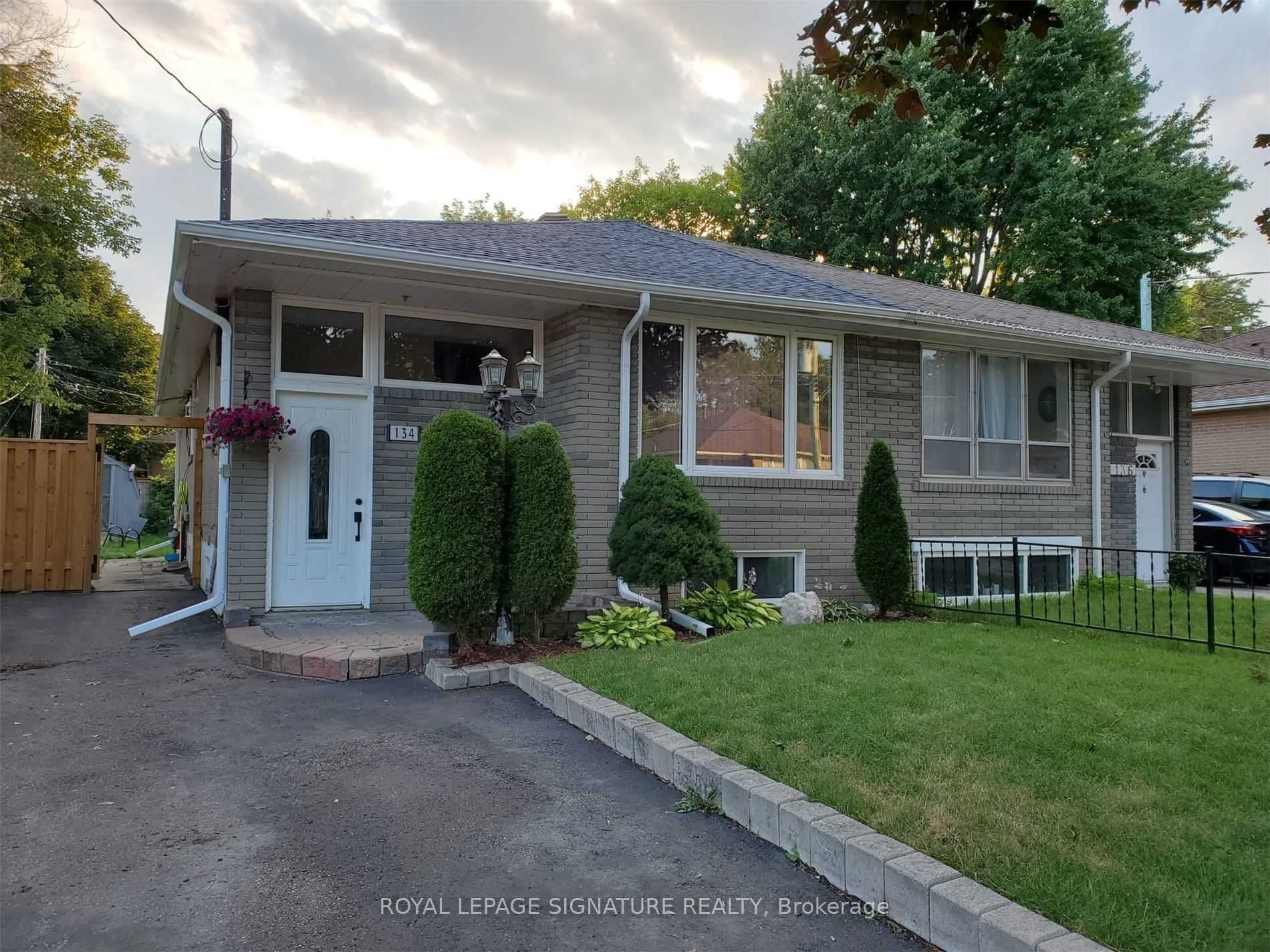 134 Willow Lane, Newmarket, Ontario, Bristol-London