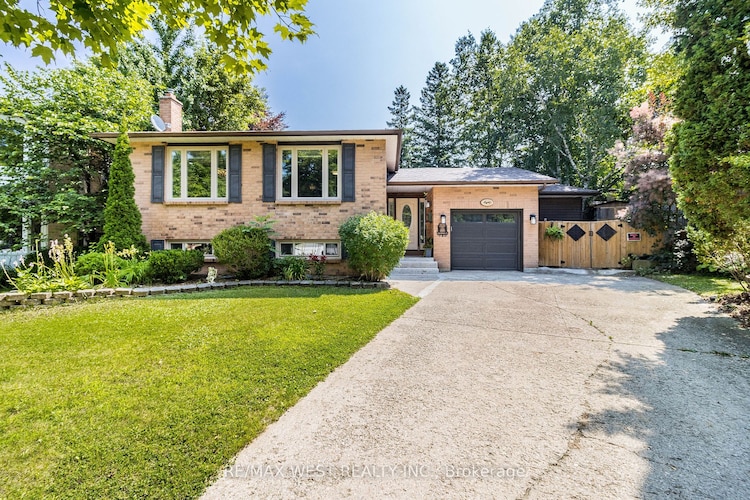 8 Adams Crt, Halton Hills, Ontario, Acton