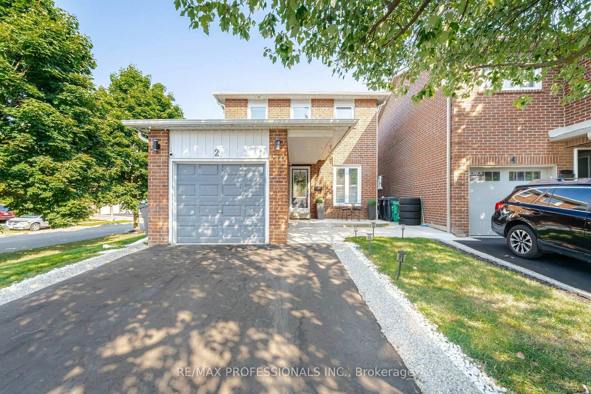 2 Crenshaw Crt, Brampton, Ontario, Heart Lake West