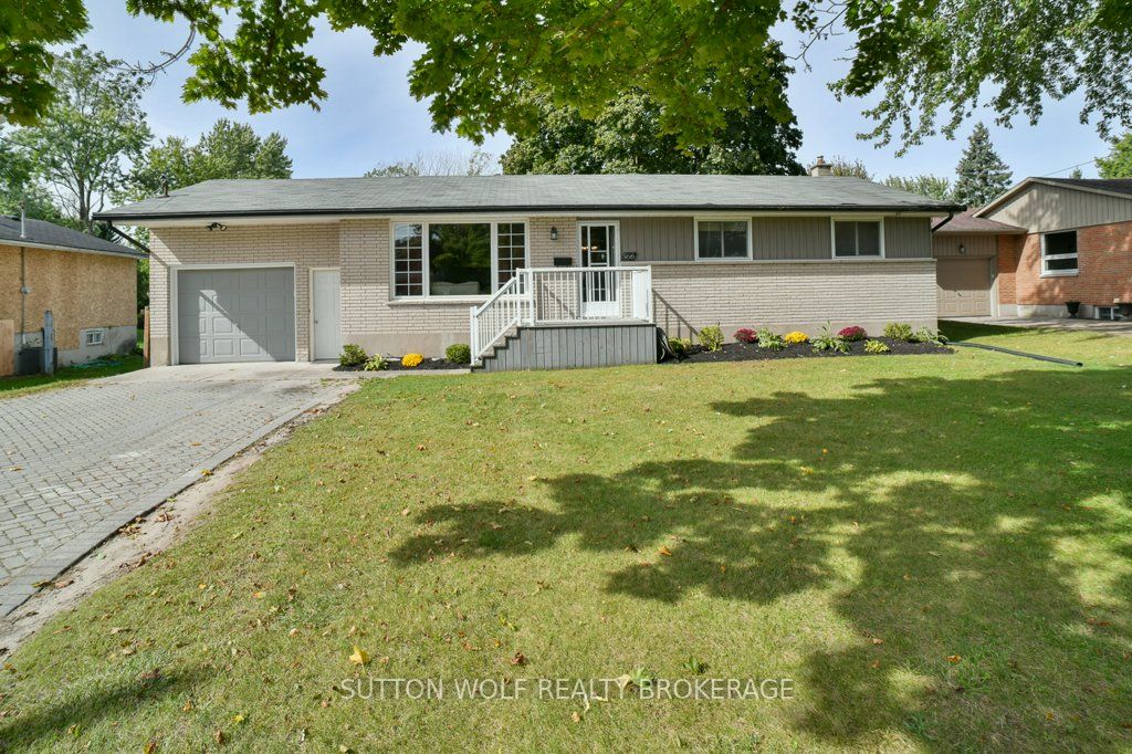 566 Dewan St, Strathroy-Caradoc, Ontario, NE