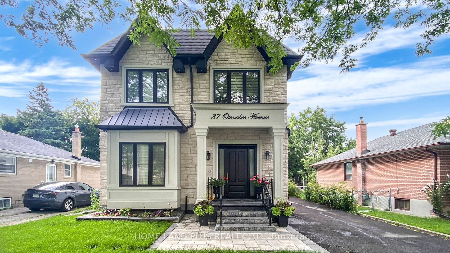 37 Otonabee Ave, Toronto, Ontario, Newtonbrook East