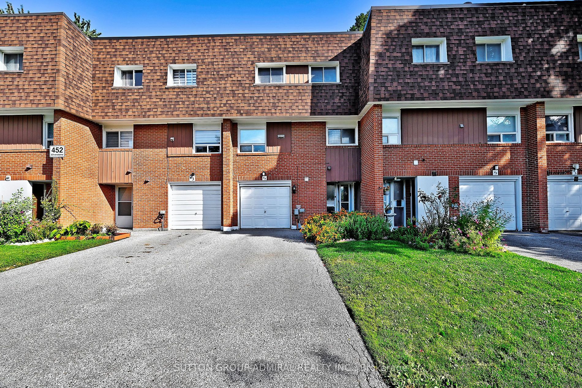 452 Silverstone Dr, Toronto, Ontario, West Humber-Clairville