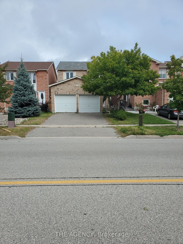 143 Carl Tennen St, Vaughan, Ontario, Brownridge