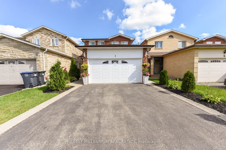 7 Muskoka St E, Brampton, Ontario, Heart Lake West