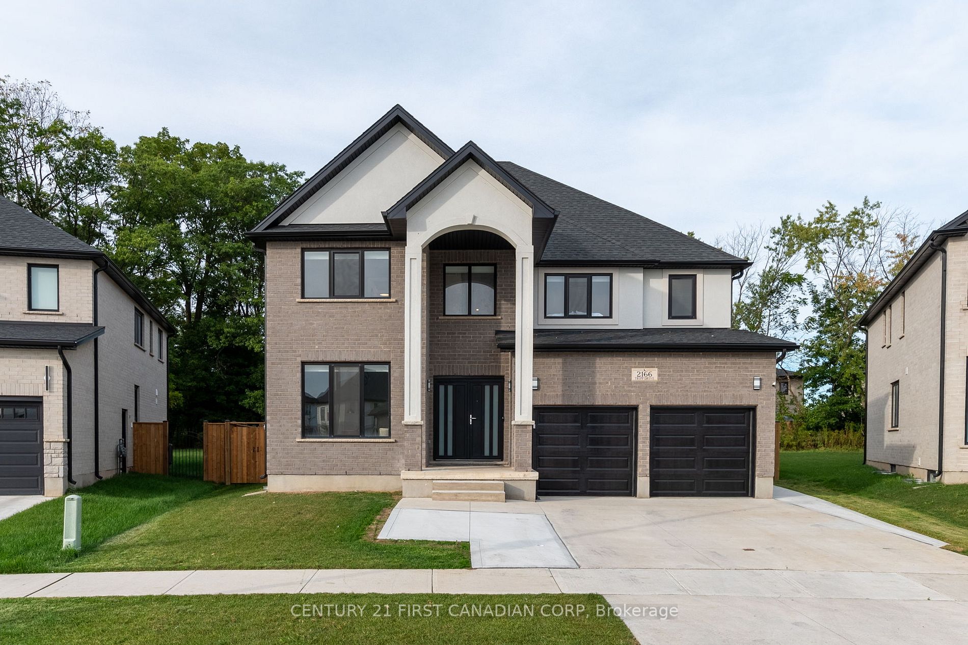 2166 Tripp Dr, London, Ontario, South V