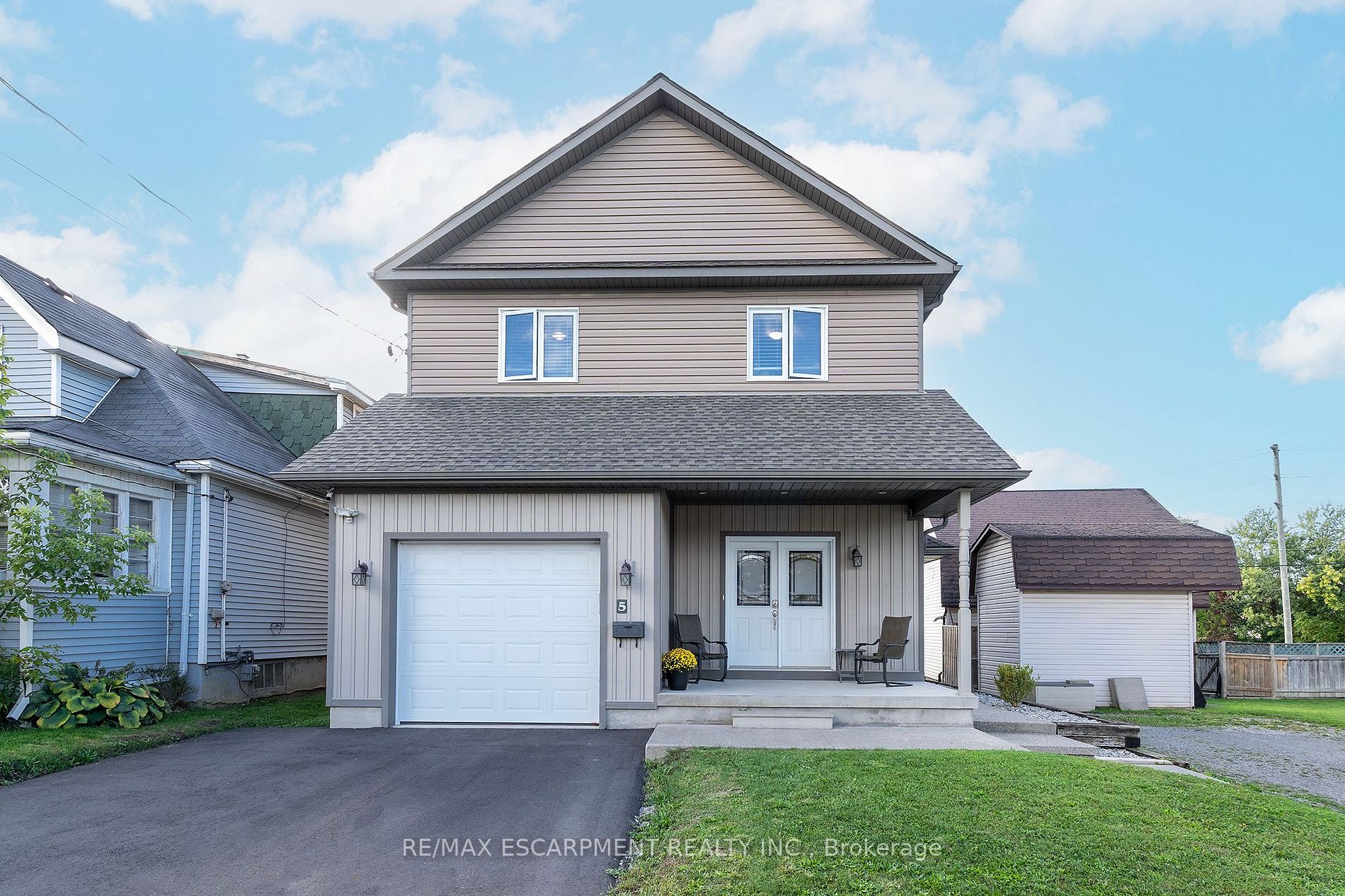 5 BATTLE St, Thorold, Ontario, 