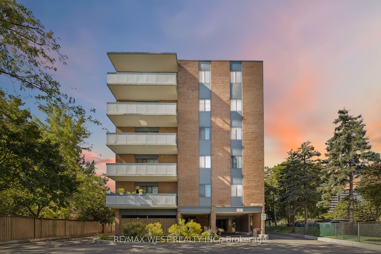 1200 Bridletowne Circ, Toronto, Ontario, L'Amoreaux