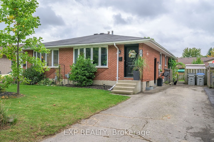 224 Oak Ave, Strathroy-Caradoc, Ontario, SW