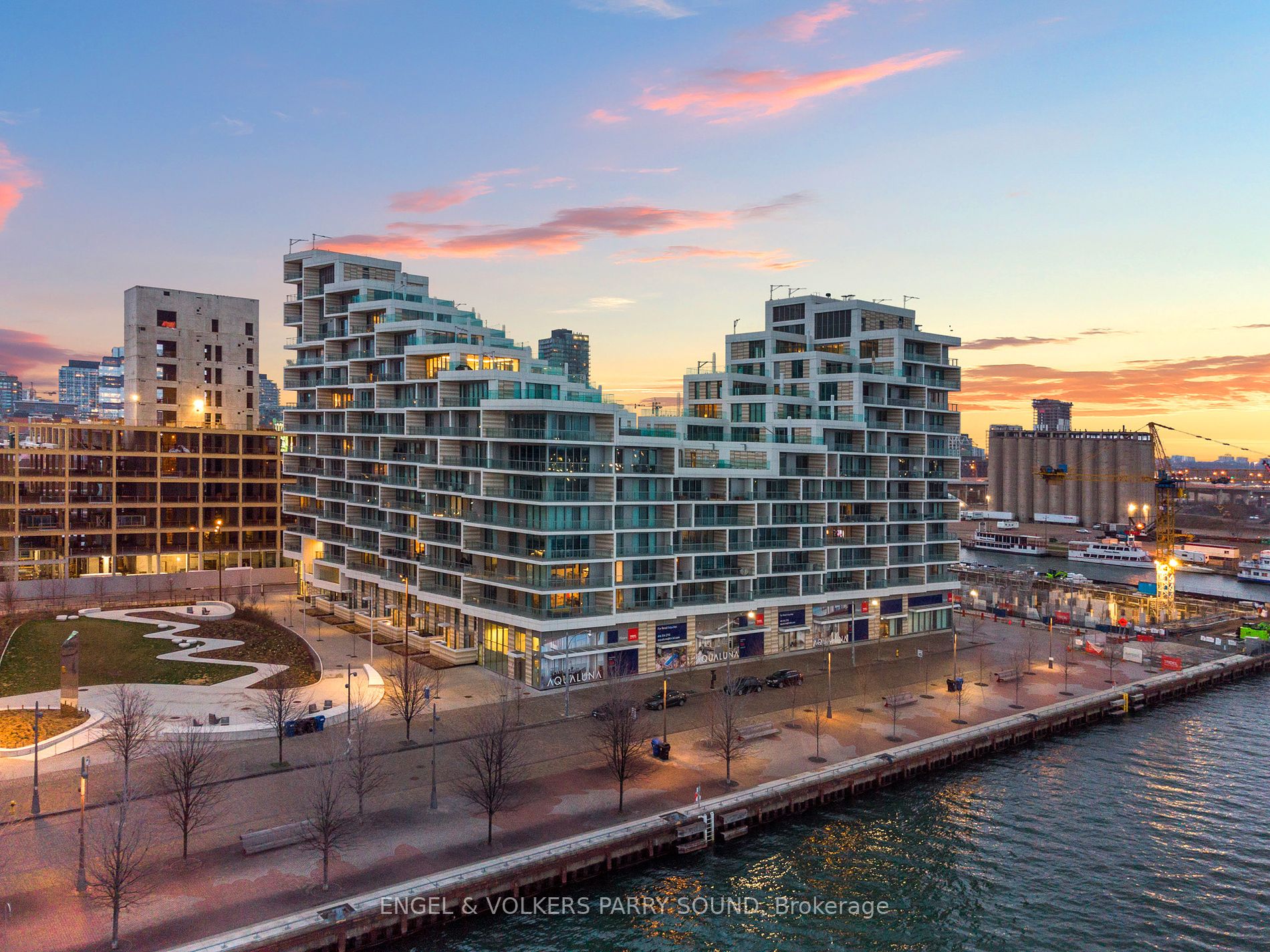 118 Merchants' Wharf, Toronto, Ontario, Waterfront Communities C8