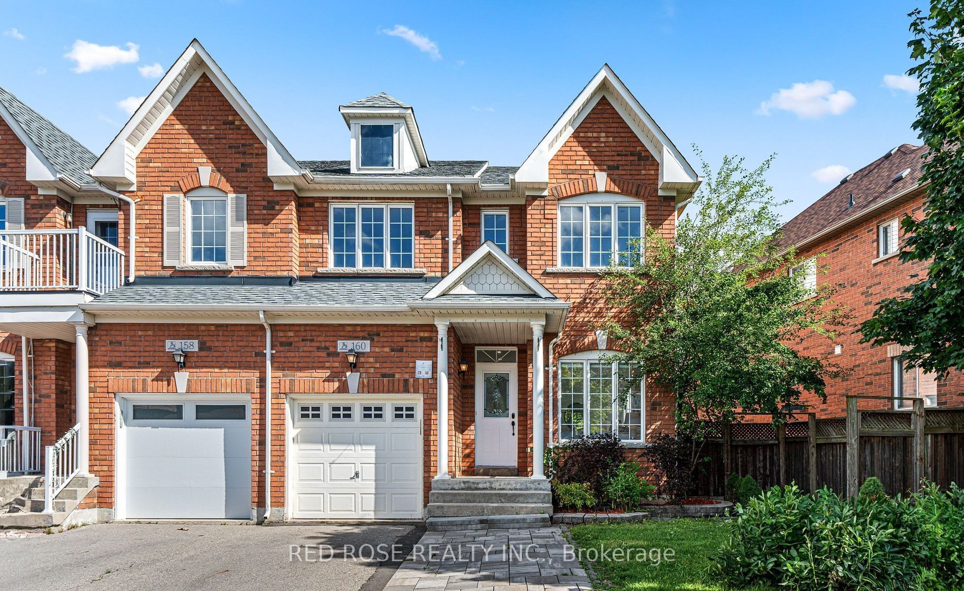 160 Old Colony Rd, Richmond Hill, Ontario, Oak Ridges Lake Wilcox