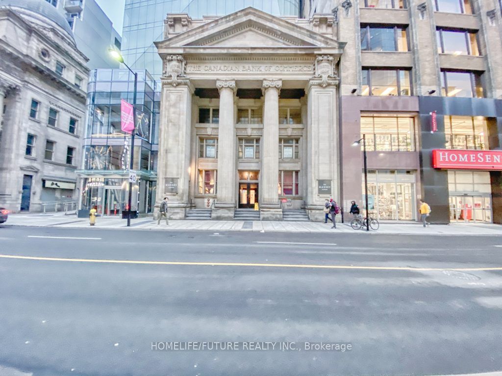 197 Yonge St, Toronto, Ontario, Church-Yonge Corridor