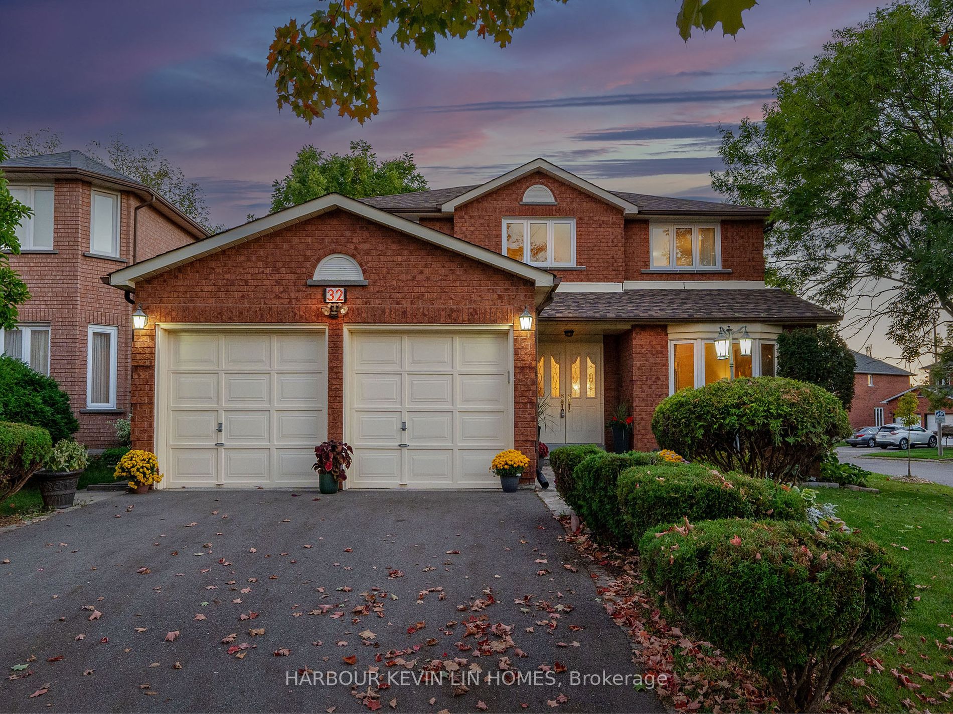 32 Queens College Dr, Richmond Hill, Ontario, Doncrest