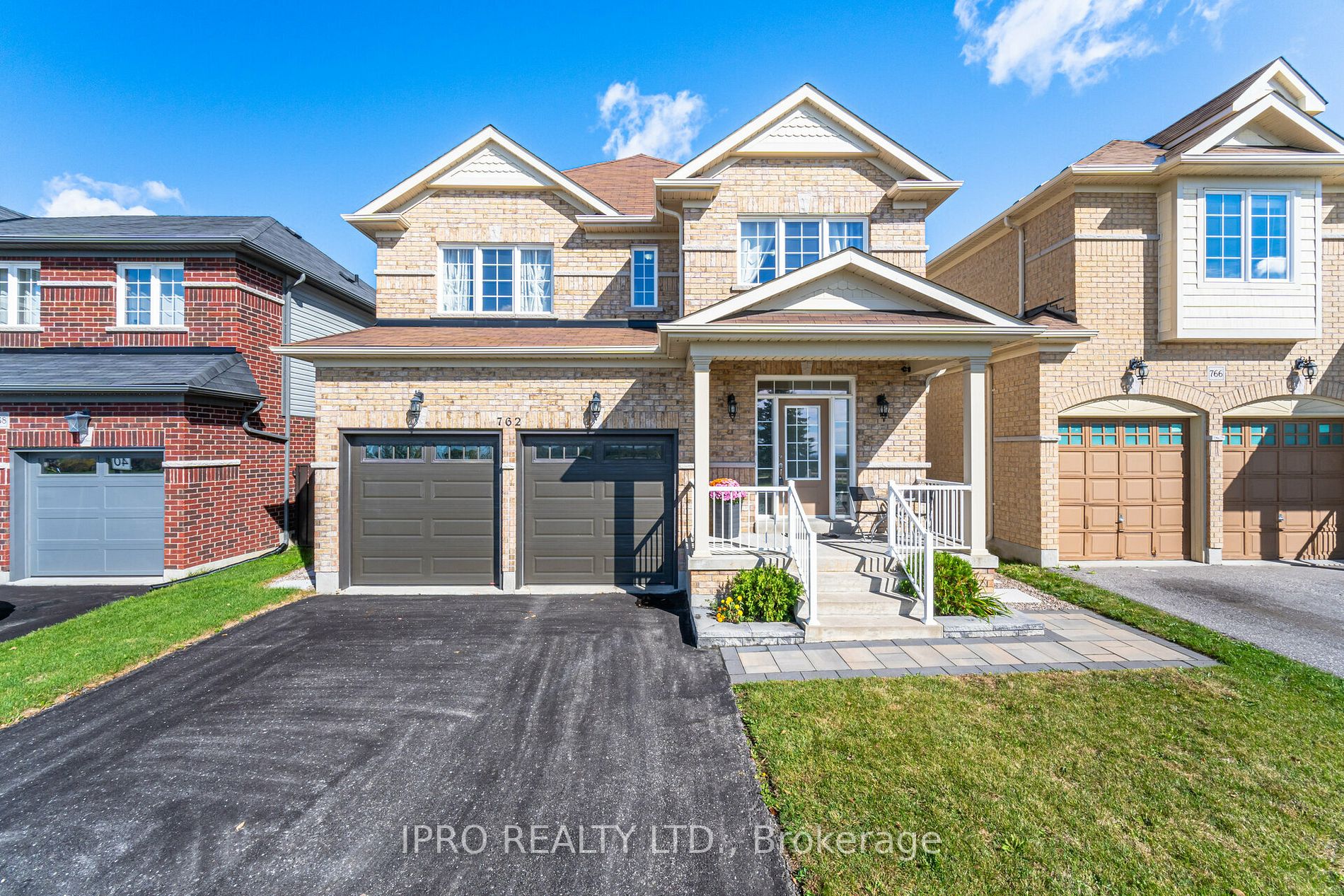 762 Grand Ridge Ave, Oshawa, Ontario, Pinecrest