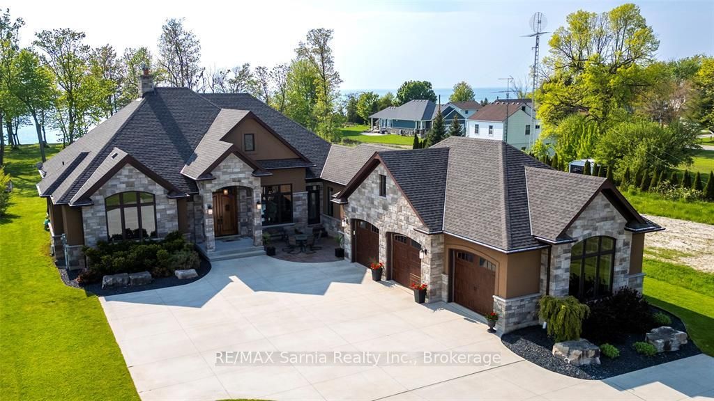 4005 Cullen Dr, Plympton-Wyoming, Ontario, Plympton Wyoming