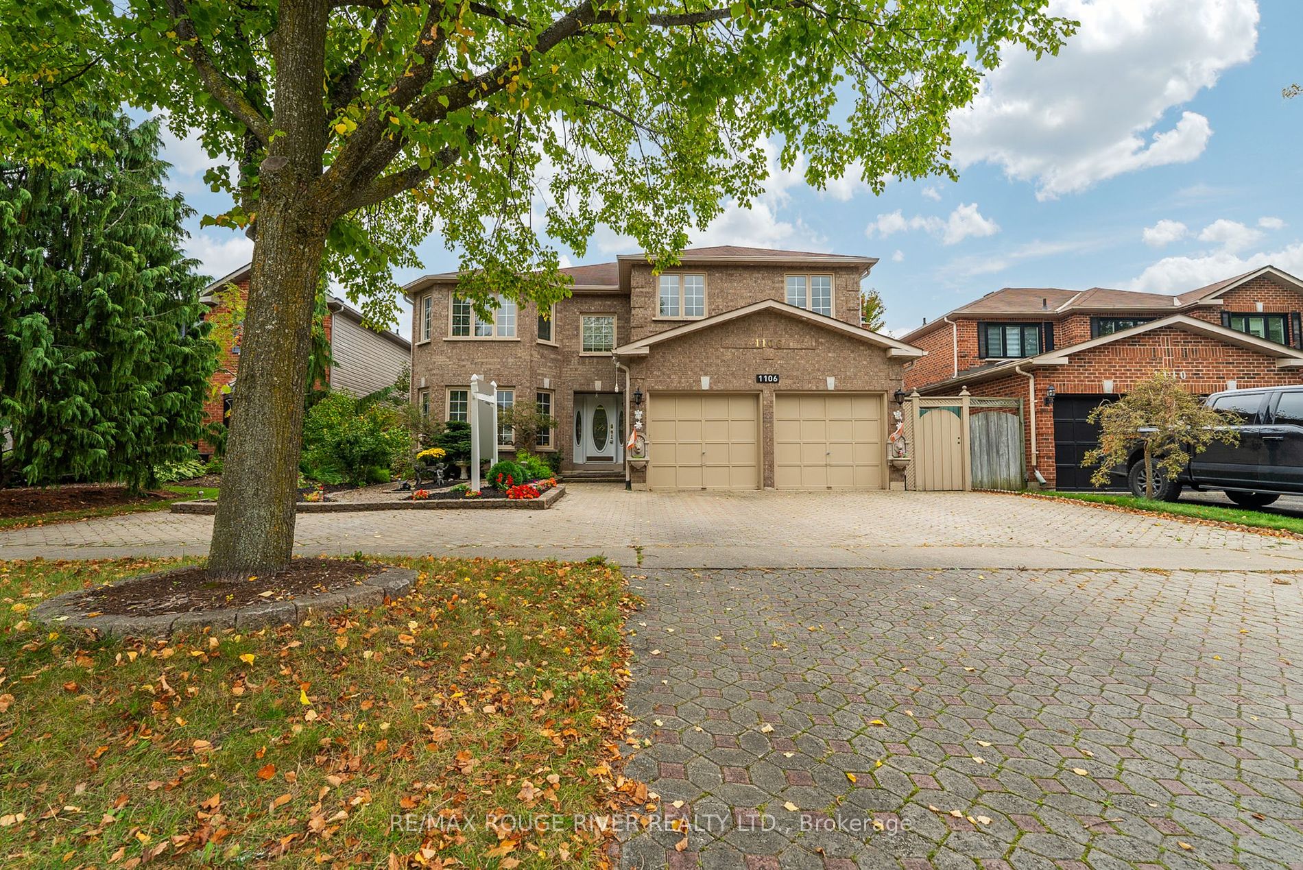 1106 Ridge Valley Dr, Oshawa, Ontario, Pinecrest