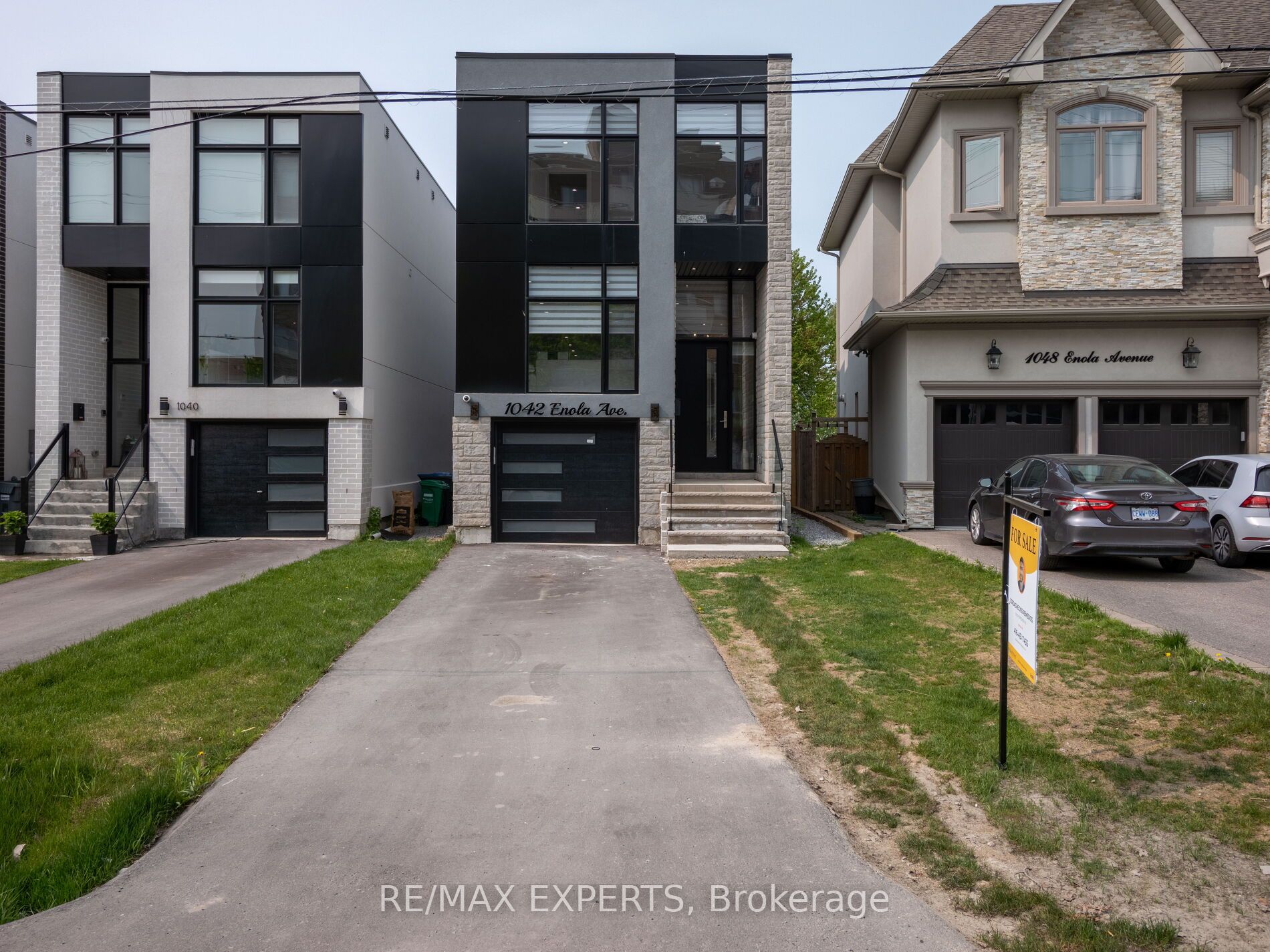 1042 Enola Ave, Mississauga, Ontario, Lakeview