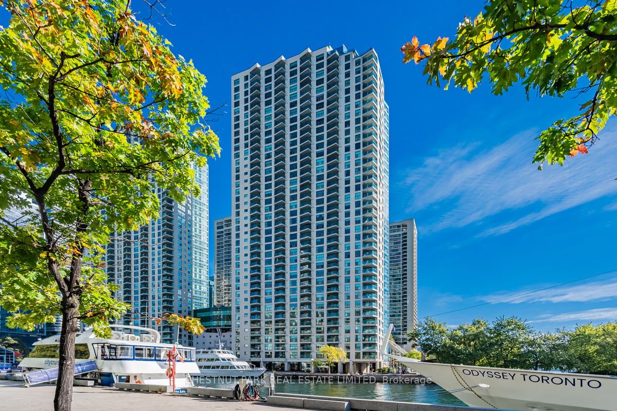 99 Harbour Sq, Toronto, Ontario, Waterfront Communities C1