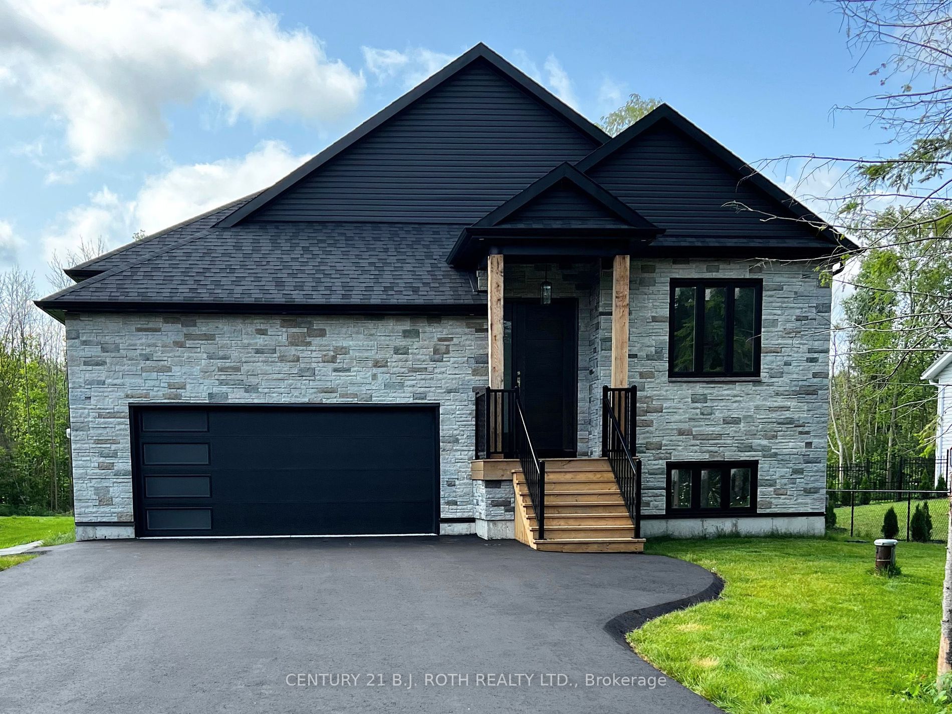 527 Mapleview Dr E, Innisfil, Ontario, Rural Innisfil