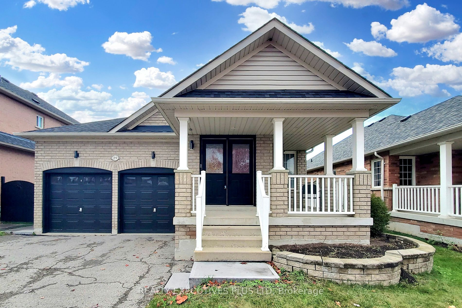 29 Pardon Ave, Whitby, Ontario, Williamsburg