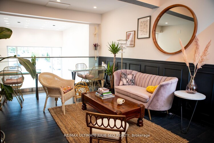 829 Queen St W, Toronto, Ontario, Niagara