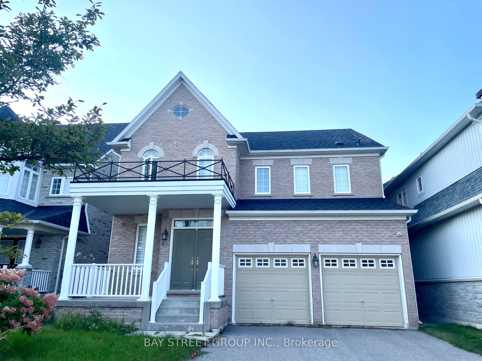 54 Castleglen Blvd E, Markham, Ontario, Berczy