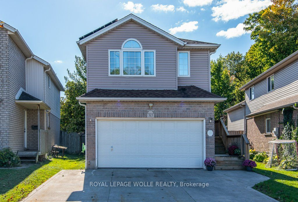 323 Pastern Tr, Waterloo, Ontario, 