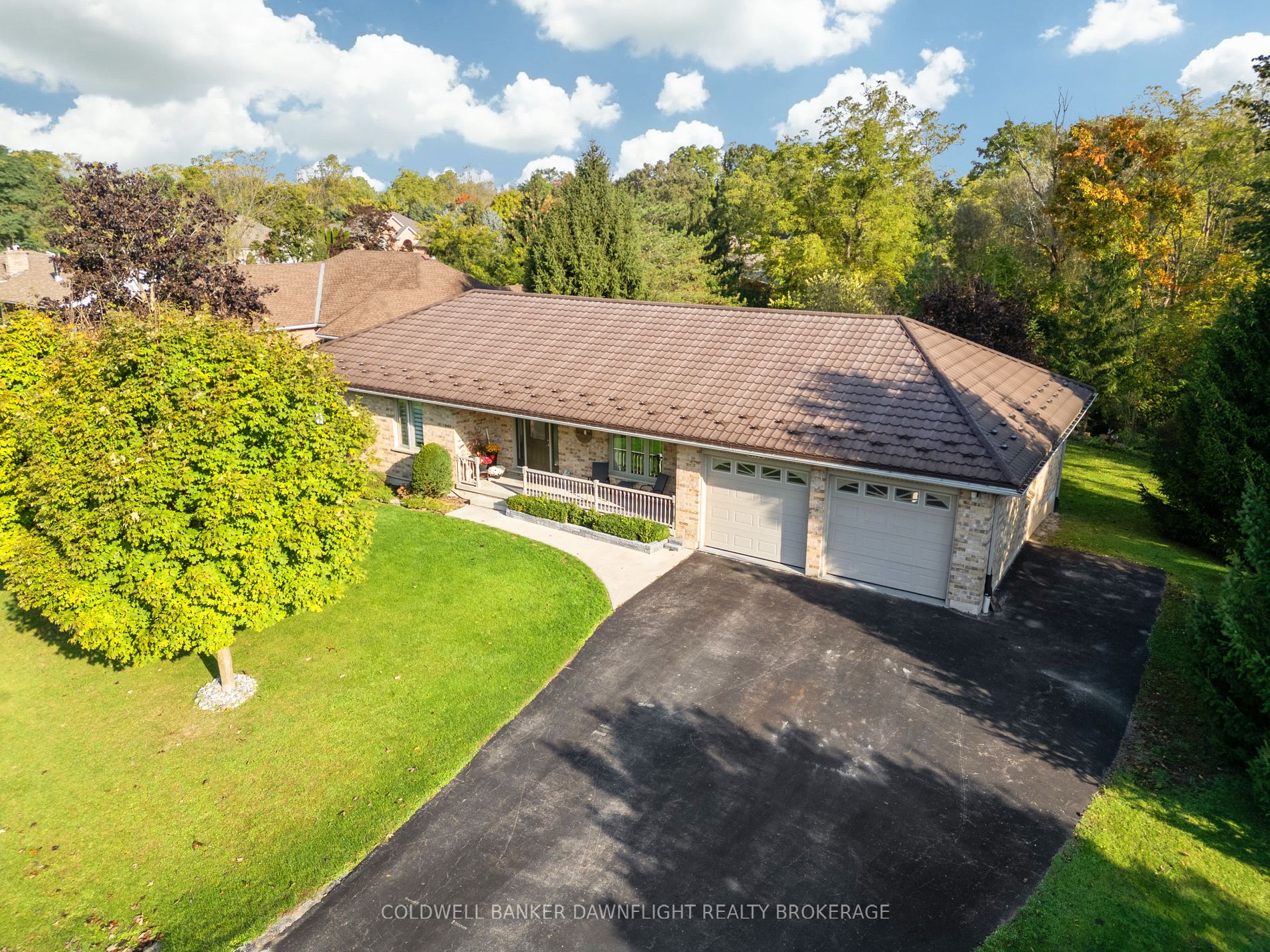 2162 Parkhill Dr, North Middlesex, Ontario, Parkhill